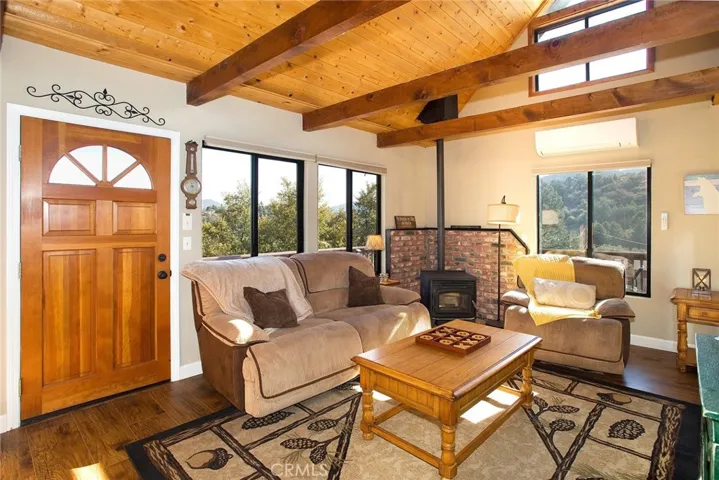 1921 Pioneer Way, Pine Mountain Club, California 93222