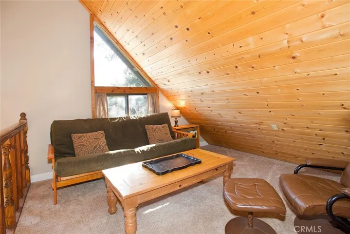 1921 Pioneer Way, Pine Mountain Club, California 93222