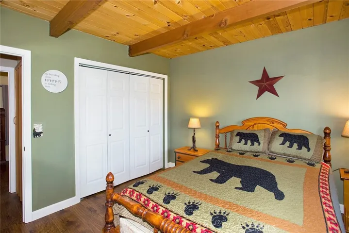 1921 Pioneer Way, Pine Mountain Club, California 93222