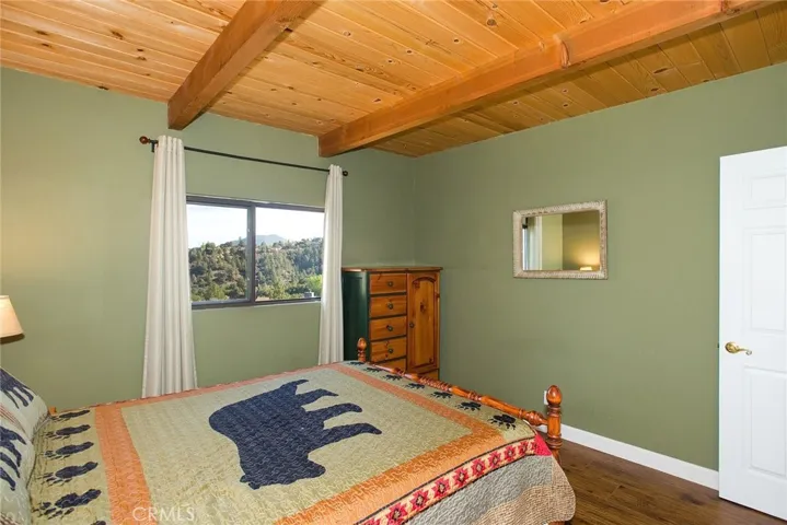 1921 Pioneer Way, Pine Mountain Club, California 93222