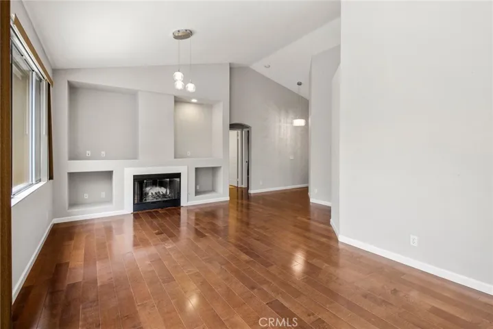 16 La Ronda, Irvine, California 92606