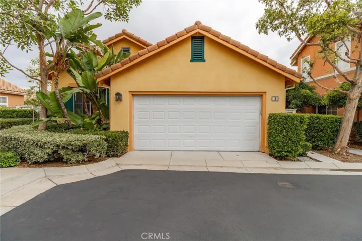 16 La Ronda, Irvine, California 92606