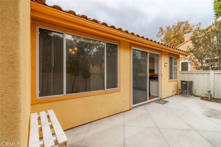 16 La Ronda, Irvine, California 92606