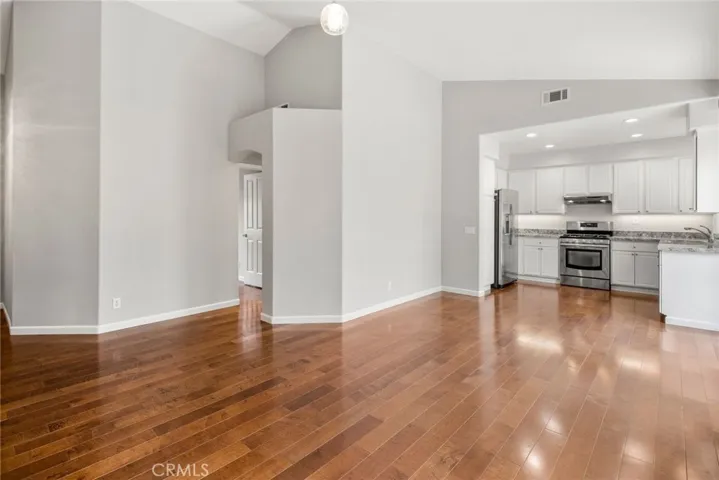 16 La Ronda, Irvine, California 92606