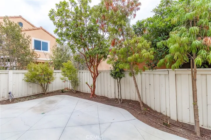 16 La Ronda, Irvine, California 92606