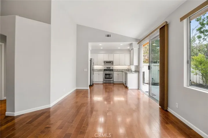 16 La Ronda, Irvine, California 92606