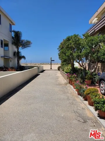 15 Westwind Street B, Marina Del Rey, California 90292