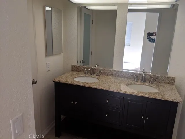 23117 Kimmore, Valencia, California 91355