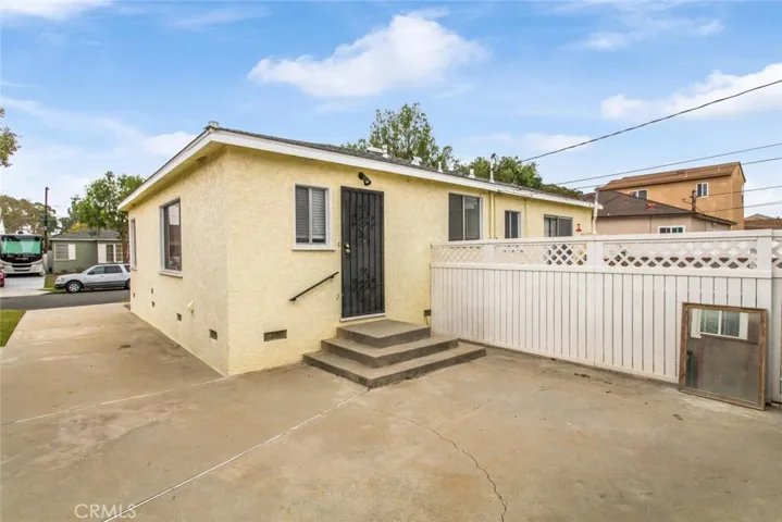 3227 Eckleson Street, Lakewood, California 90712