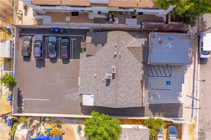 11630 Victory, North Hollywood, California 91606