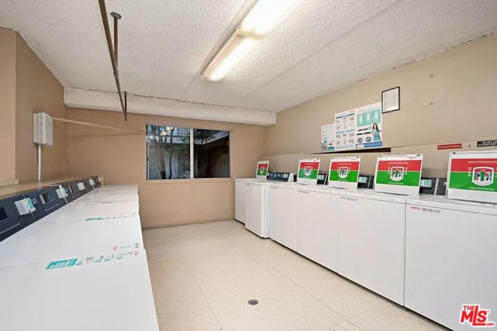 2501 W Redondo Beach Boulevard 229, Gardena, California 90249