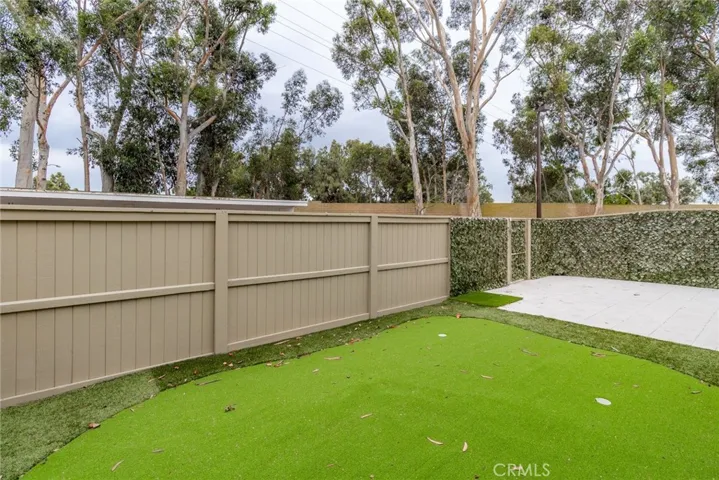 33 Fairside 22, Irvine, California 92614