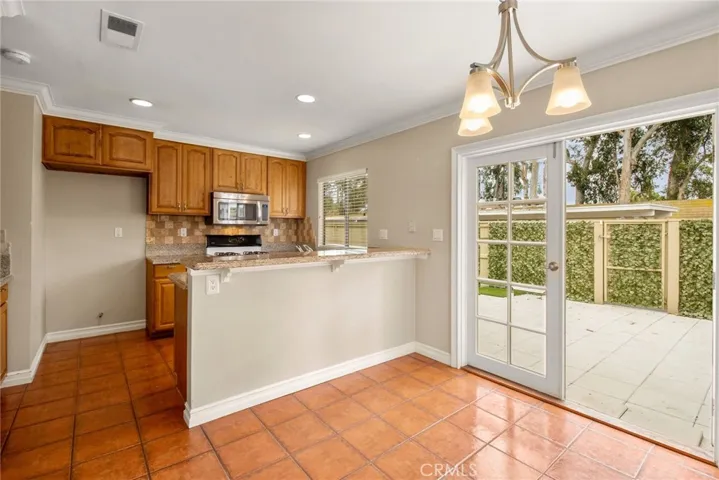 33 Fairside 22, Irvine, California 92614