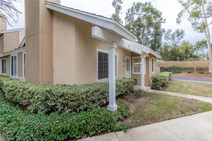 33 Fairside 22, Irvine, California 92614