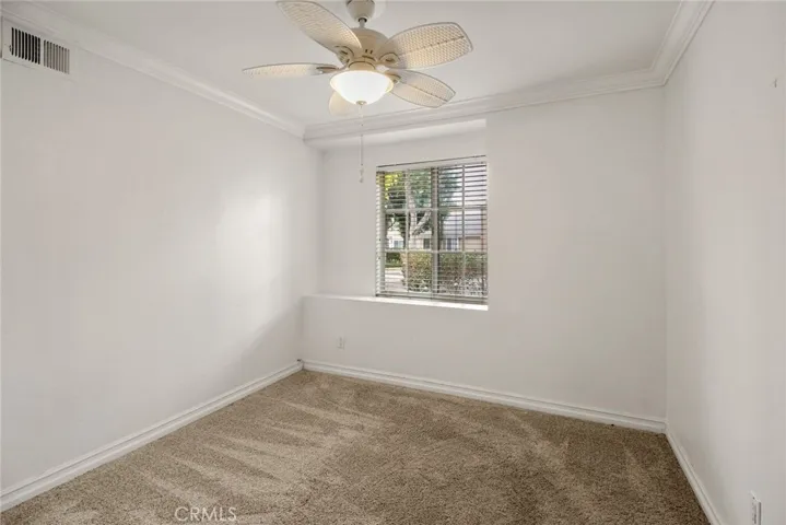 33 Fairside 22, Irvine, California 92614