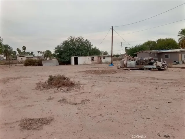 13960 Warmington Street, Blythe, California 92225