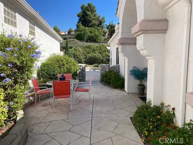 Entry walkway with textured concrete.