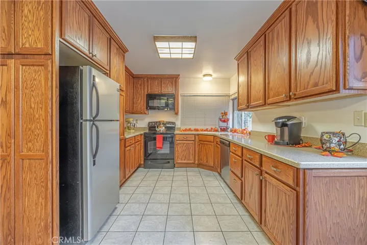 1036 Caperton Street, Lancaster, California 93535