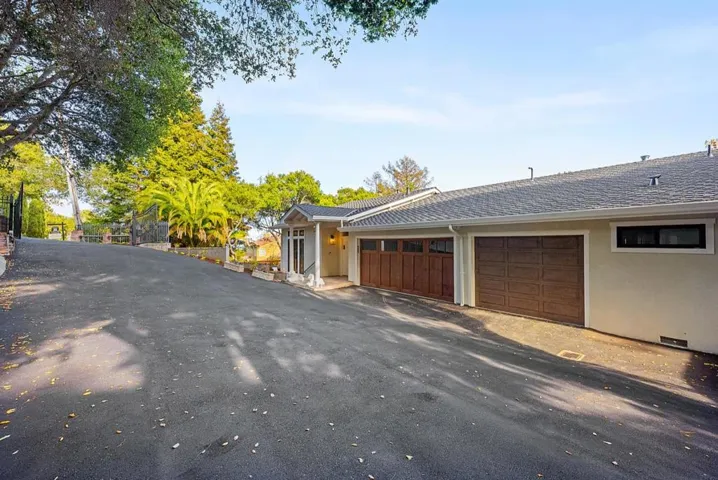 , Hillsborough, California 94010