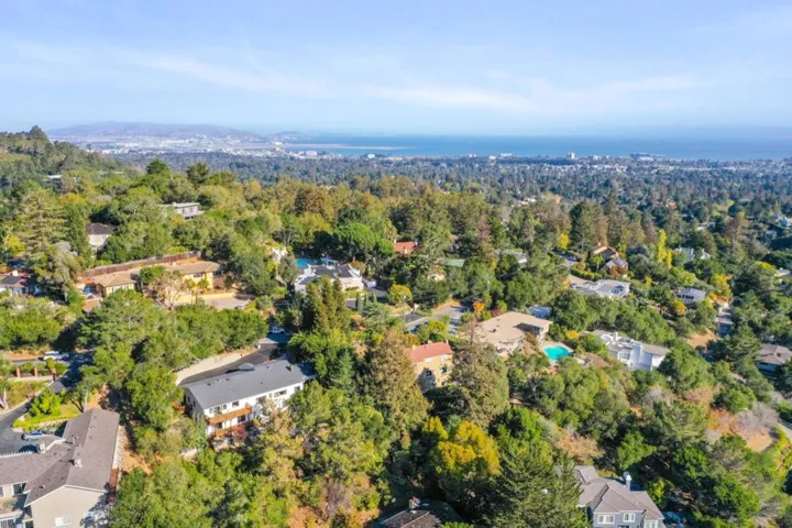 , Hillsborough, California 94010