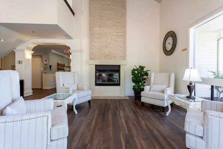 1682 Circa Del Lago A209, San Marcos, California 92078