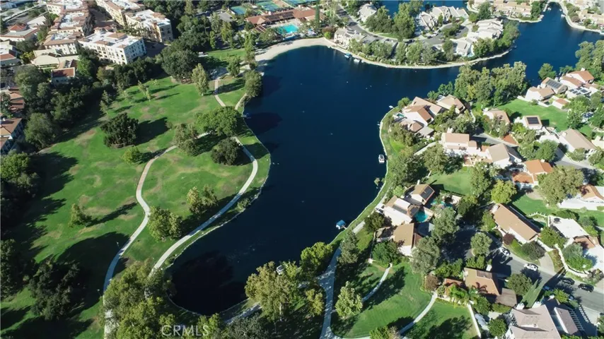 4626 Park Granada 82, Calabasas, California 91302