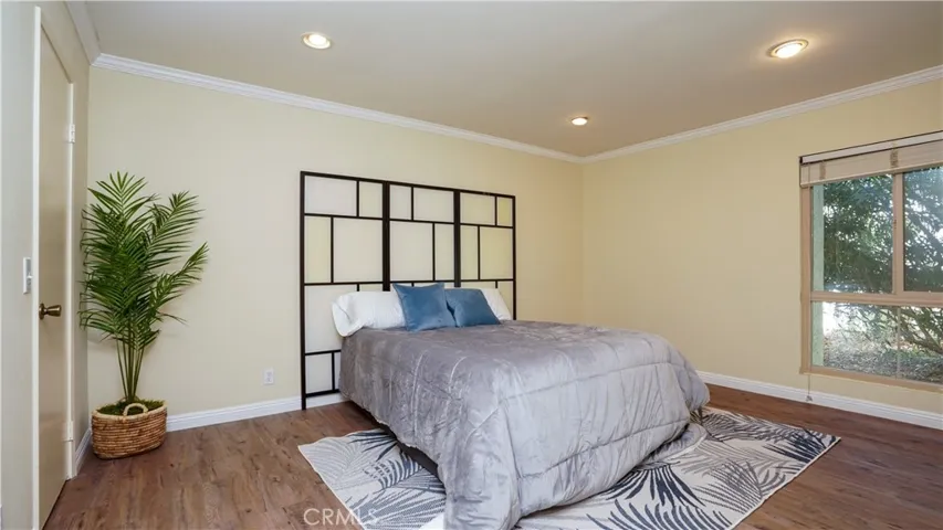 4626 Park Granada 82, Calabasas, California 91302