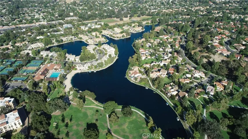 4626 Park Granada 82, Calabasas, California 91302