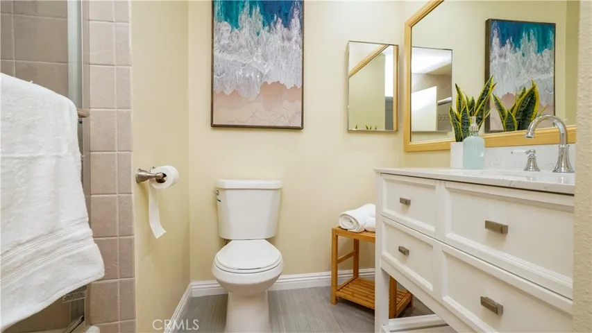 4626 Park Granada 82, Calabasas, California 91302
