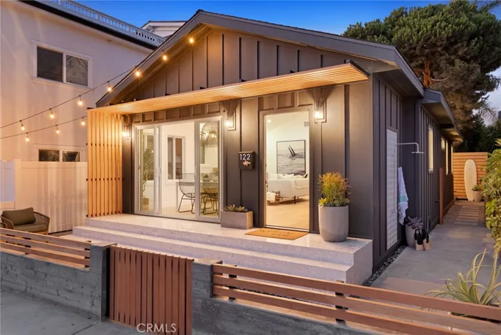 122 E Bay Avenue, Newport Beach, California 92661