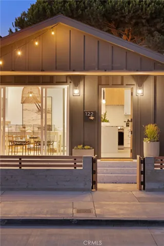 122 E Bay Avenue, Newport Beach, California 92661