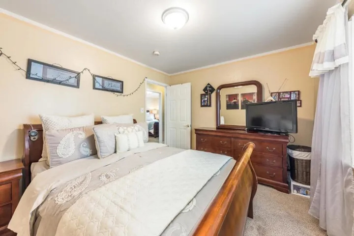 , Daly City, California 94015