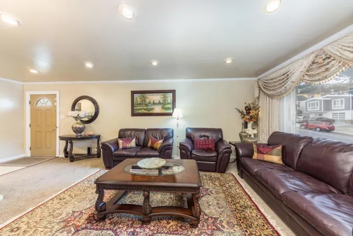 , Daly City, California 94015