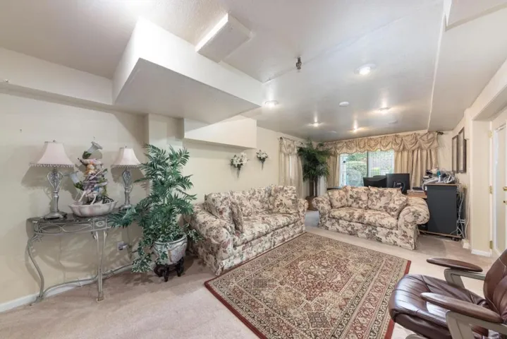 , Daly City, California 94015