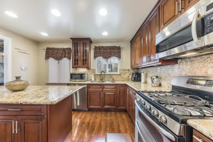 , Daly City, California 94015