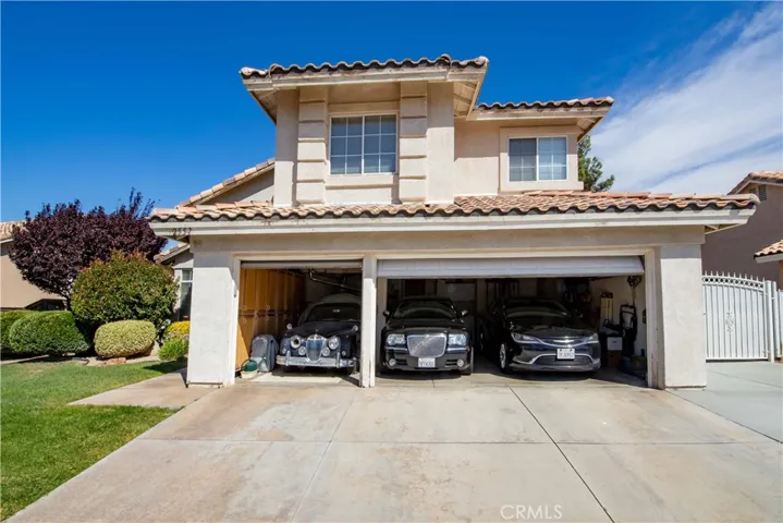 2557 Overland Avenue, Lancaster, California 93536