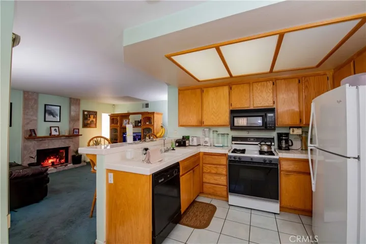 2557 Overland Avenue, Lancaster, California 93536