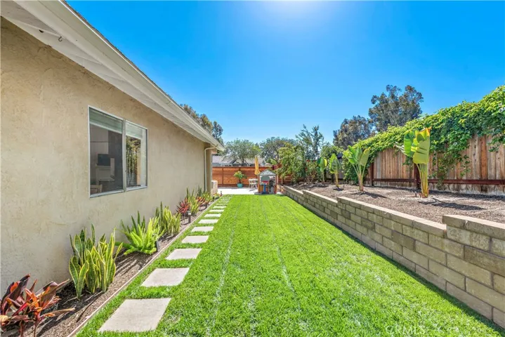 27111 Cedros, Mission Viejo, California 92692