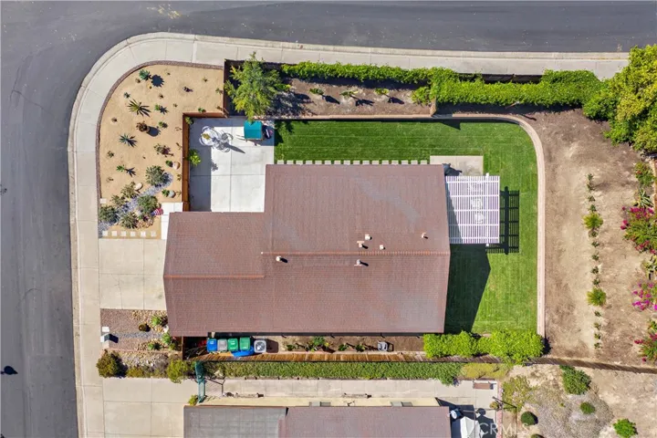 27111 Cedros, Mission Viejo, California 92692