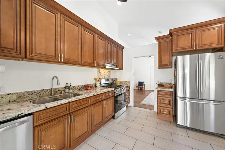 27111 Cedros, Mission Viejo, California 92692
