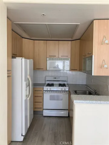 7122 La Tijera Boulevard H101, Los Angeles, California 90045