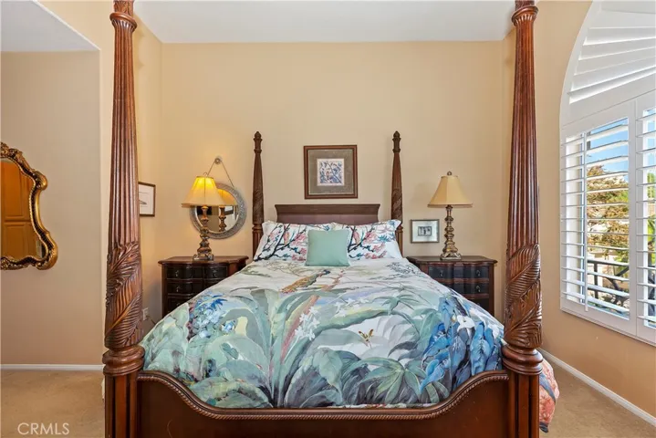 Master Bedroom Suite
with Plantation Shutters