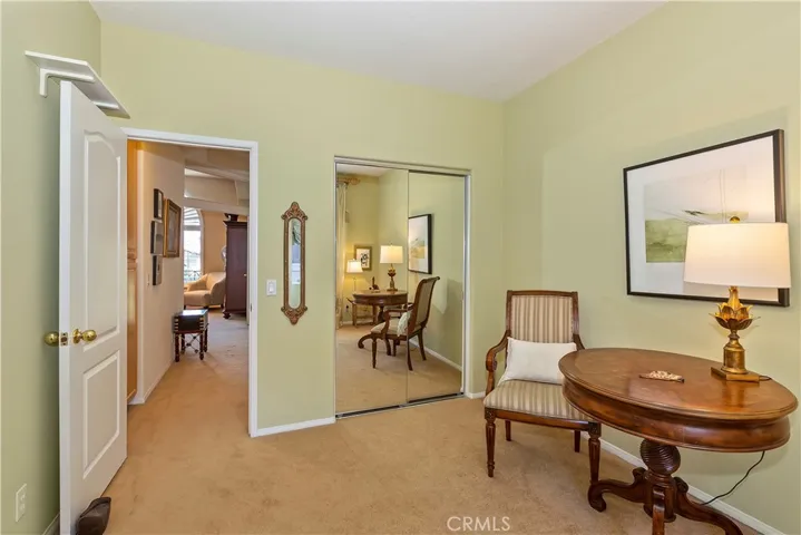 Second Bedroom with Mirrored Closet Doors