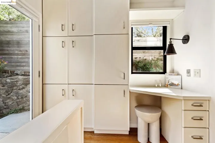 828 Park Way, El Cerrito, California 94530