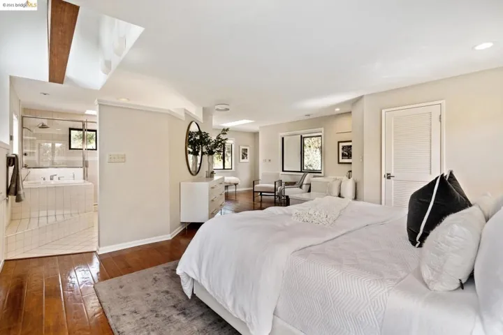 828 Park Way, El Cerrito, California 94530