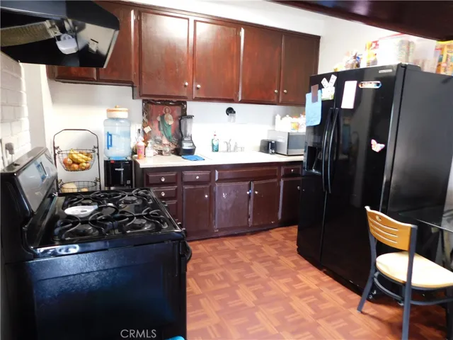 7680 Fillmore Drive, Buena Park, California 90620