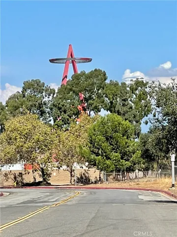 Walking distance to Angel stadium