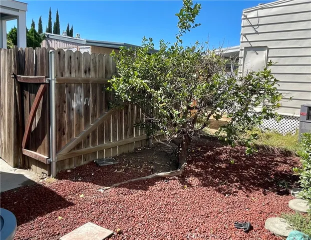 Delightful garden space in back