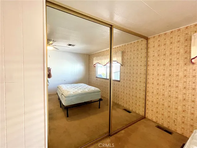 Huge closet!