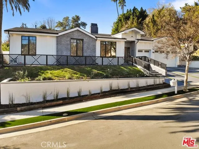 4635 Brewster Drive, Tarzana, California 91356